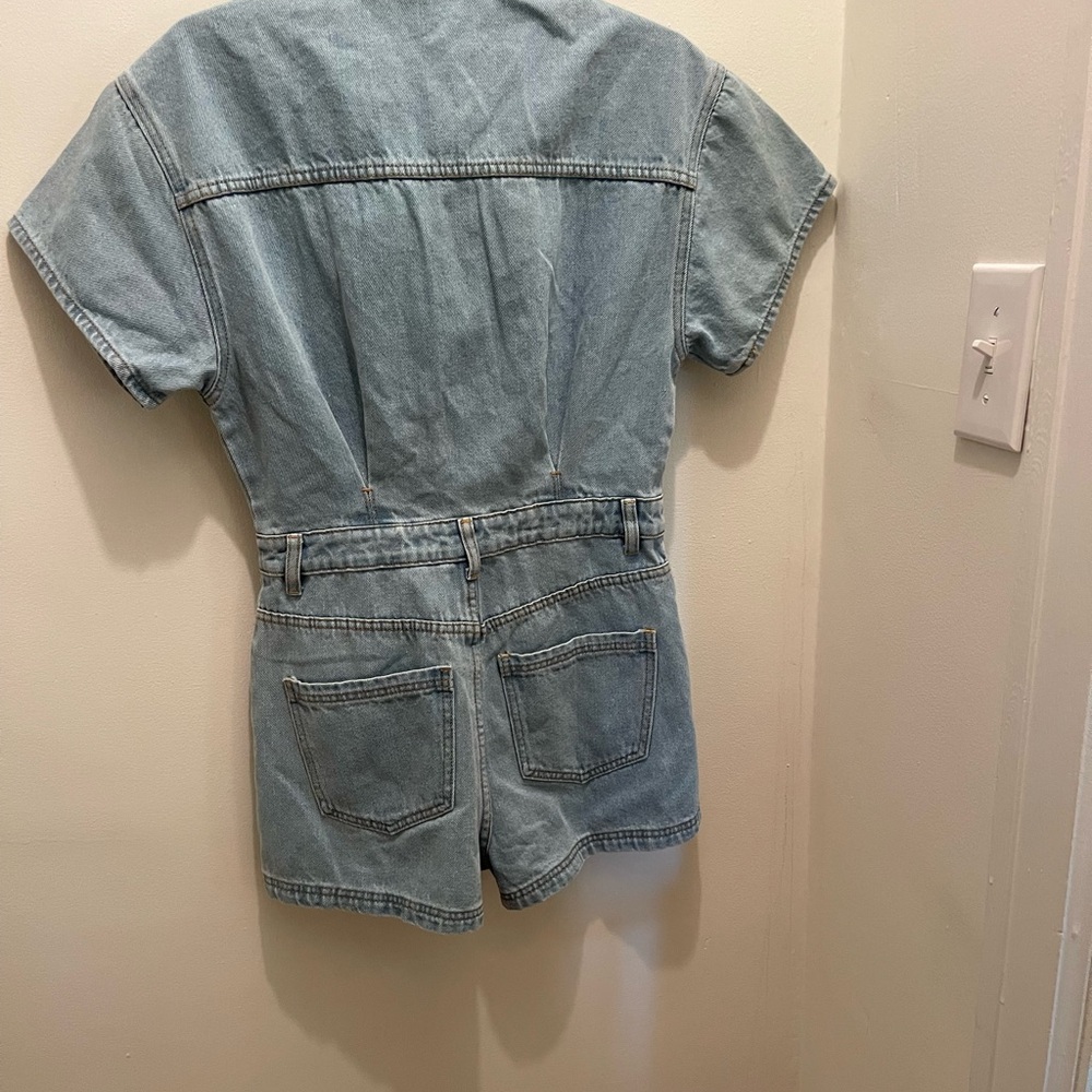 Le Lis Blue Denim One Piece Modern Style - Picture 2 of 3